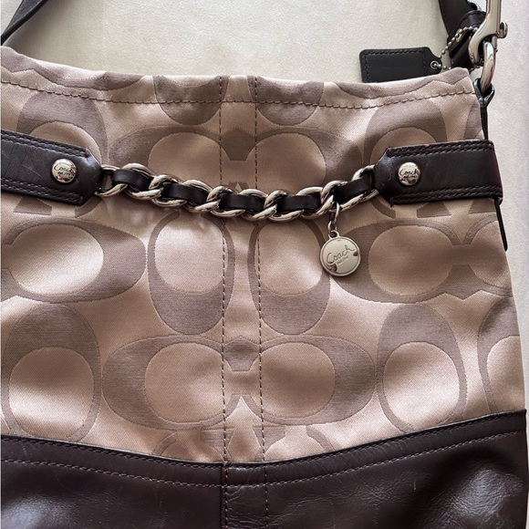 REAL💯COACH Shoulder Bag. No Tag. Never Used. In Brand New Condition. - Picture 7 of 7